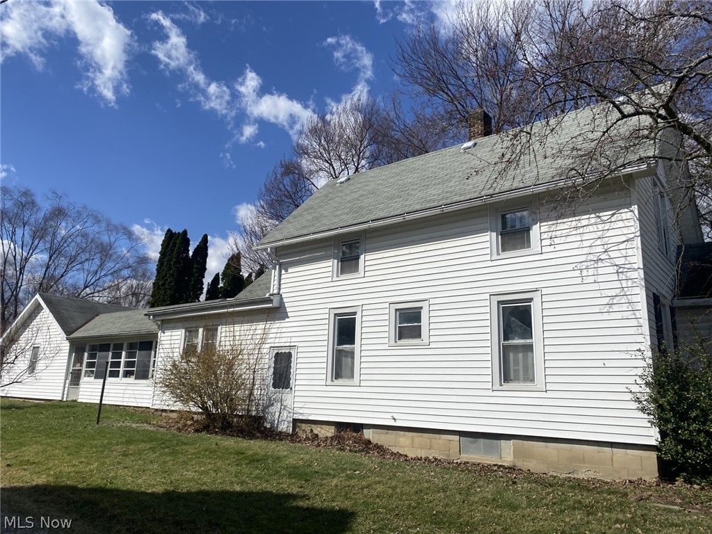 Photo of 418 Adams Avenue, Huron, OH 44839 (MLS # 5193455)