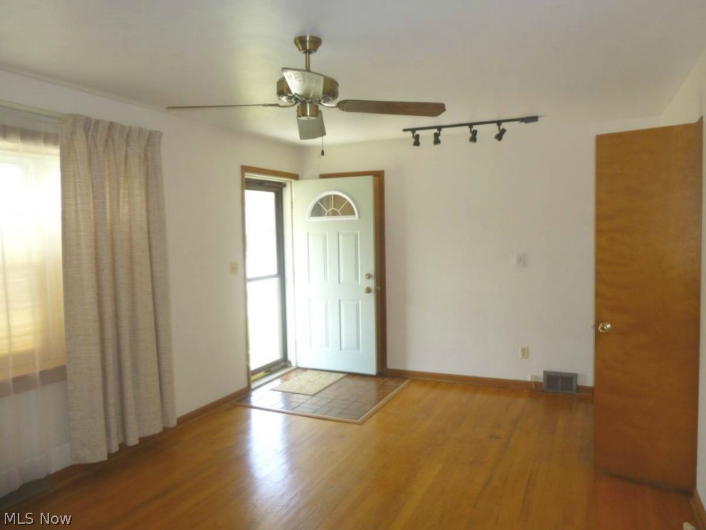 City/Youngstown - Residential