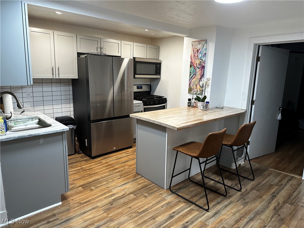 Cleveland, Ohio 44113, United States, 1 Bedroom Bedrooms, ,2 BathroomsBathrooms,Residential,Active,176279