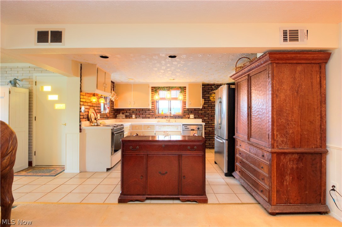 Maple Beach - Residential