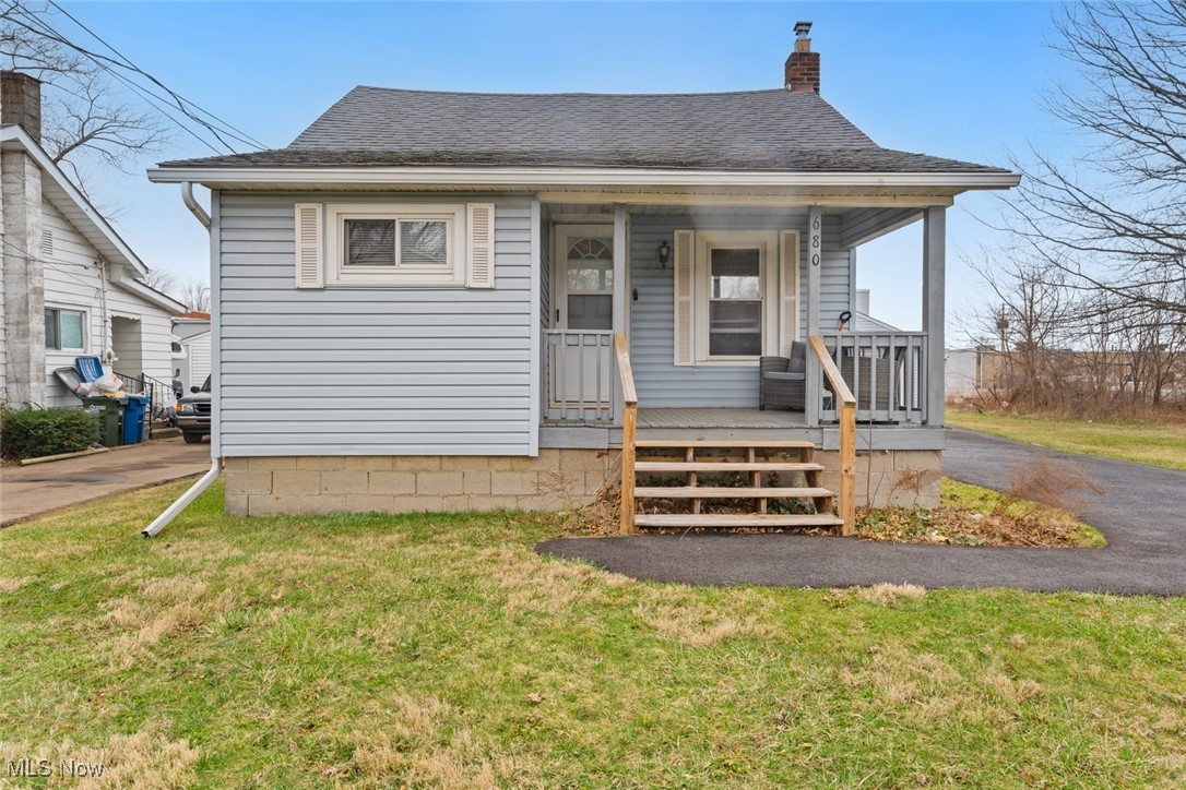 680 Sheffield Road, Sheffield Lake, Ohio image 4