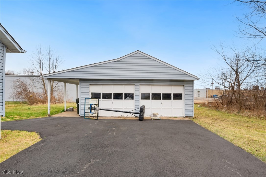 680 Sheffield Road, Sheffield Lake, Ohio image 37