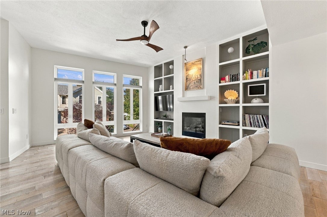 1227 W 67th Street