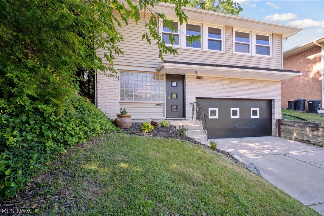 S H Kleinman Realty Cos - Residential