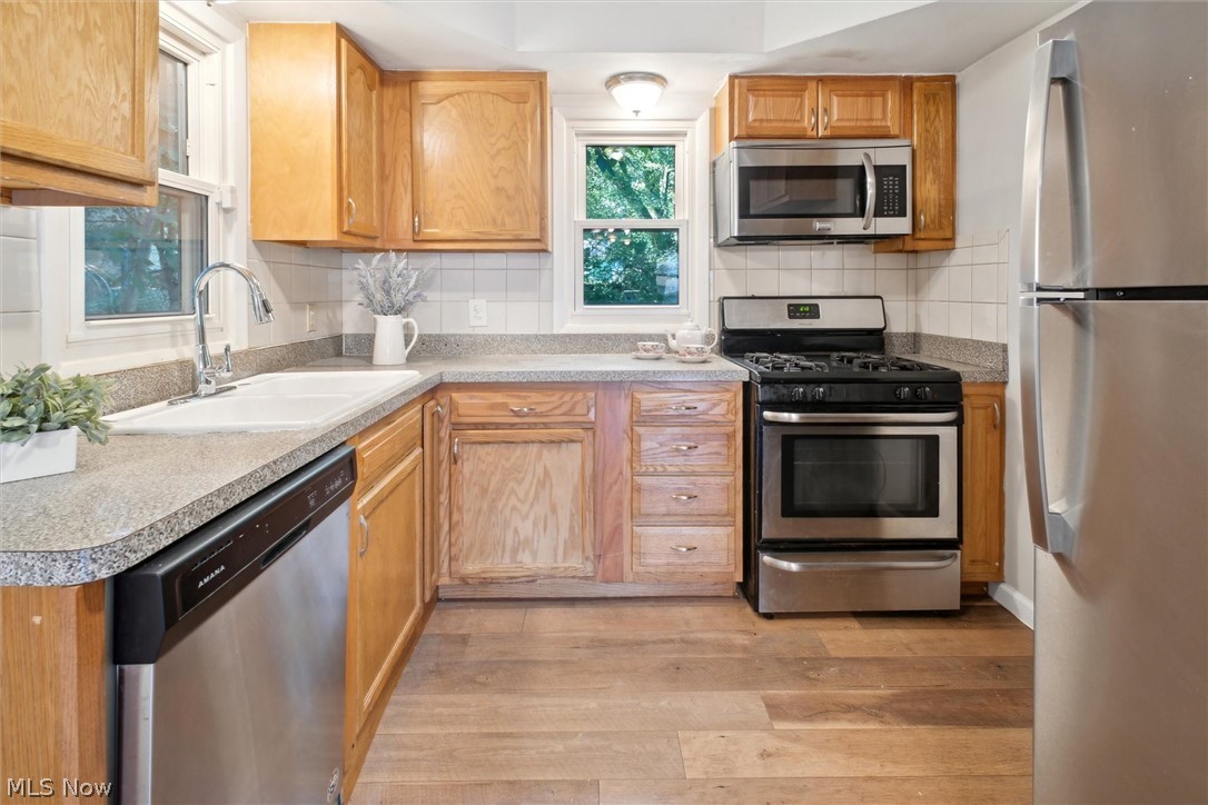 S H Kleinman Realty Cos - Residential