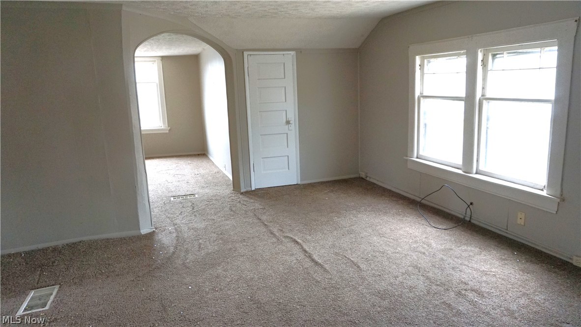 East Akron Terrace - Residential
