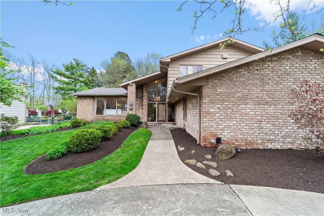 26460 Hendon Road, Beachwood, Ohio image 37