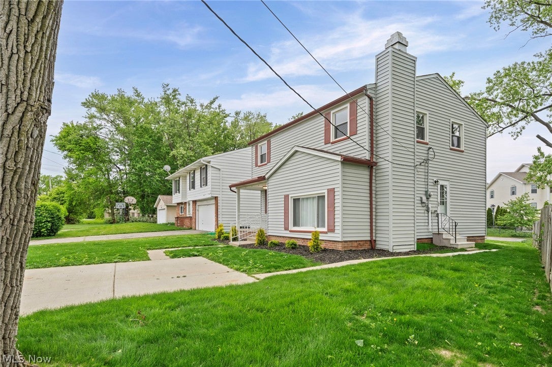 270 Riveredge Parkway
