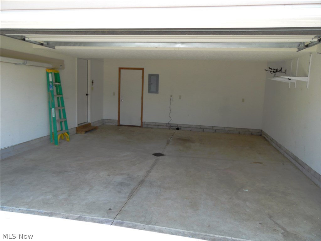 Lakes/Brittany Pointe - Residential