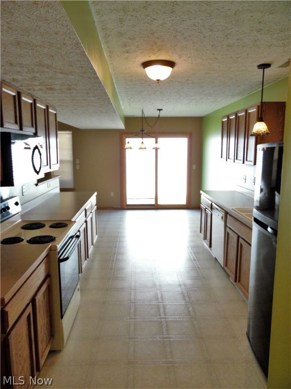 Lakes/Brittany Pointe - Residential