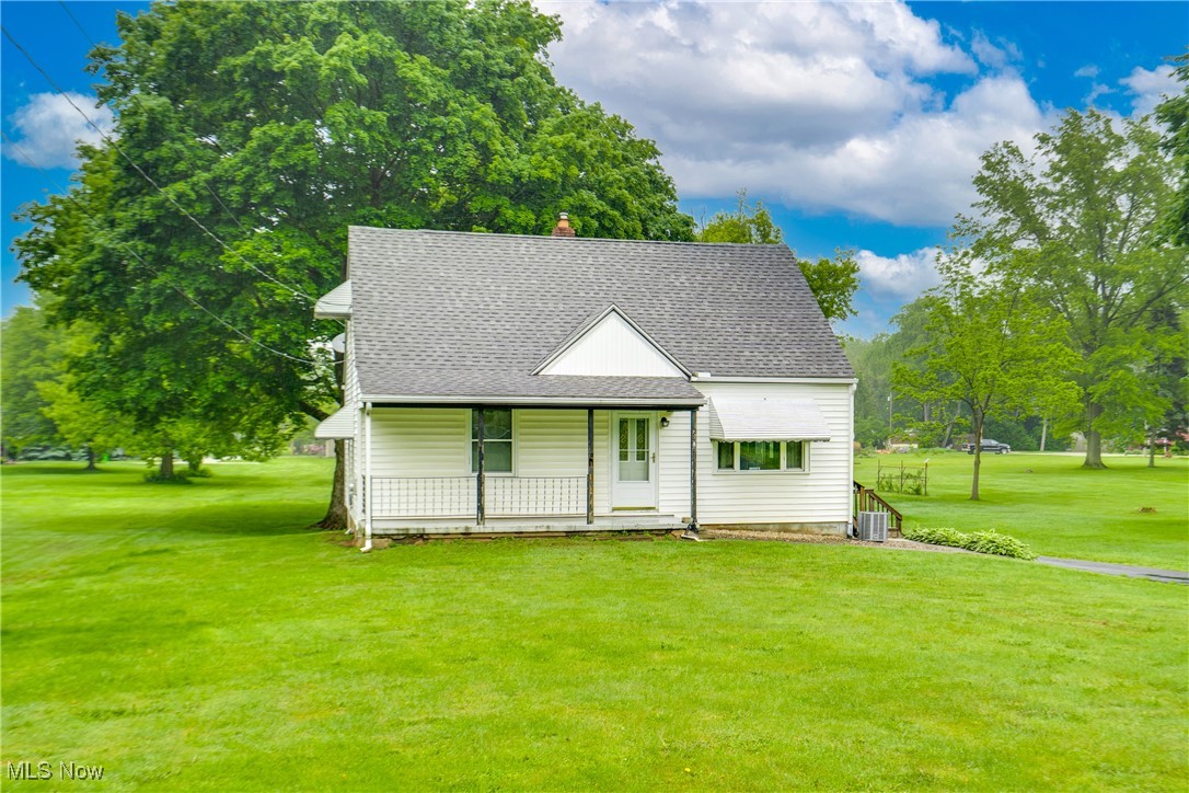 Suffield Village 86 - Residential