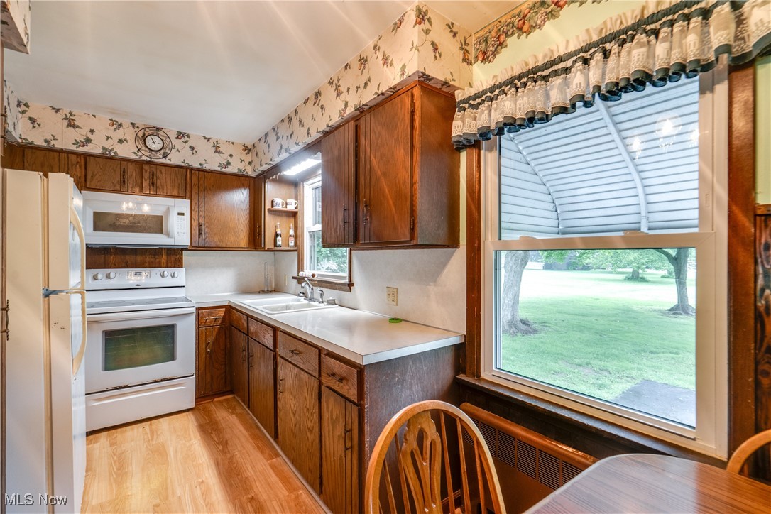 Suffield Village 86 - Residential