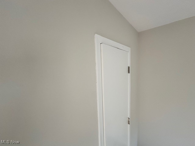 9036 Portage Pointe Drive, Streetsboro, Ohio image 12