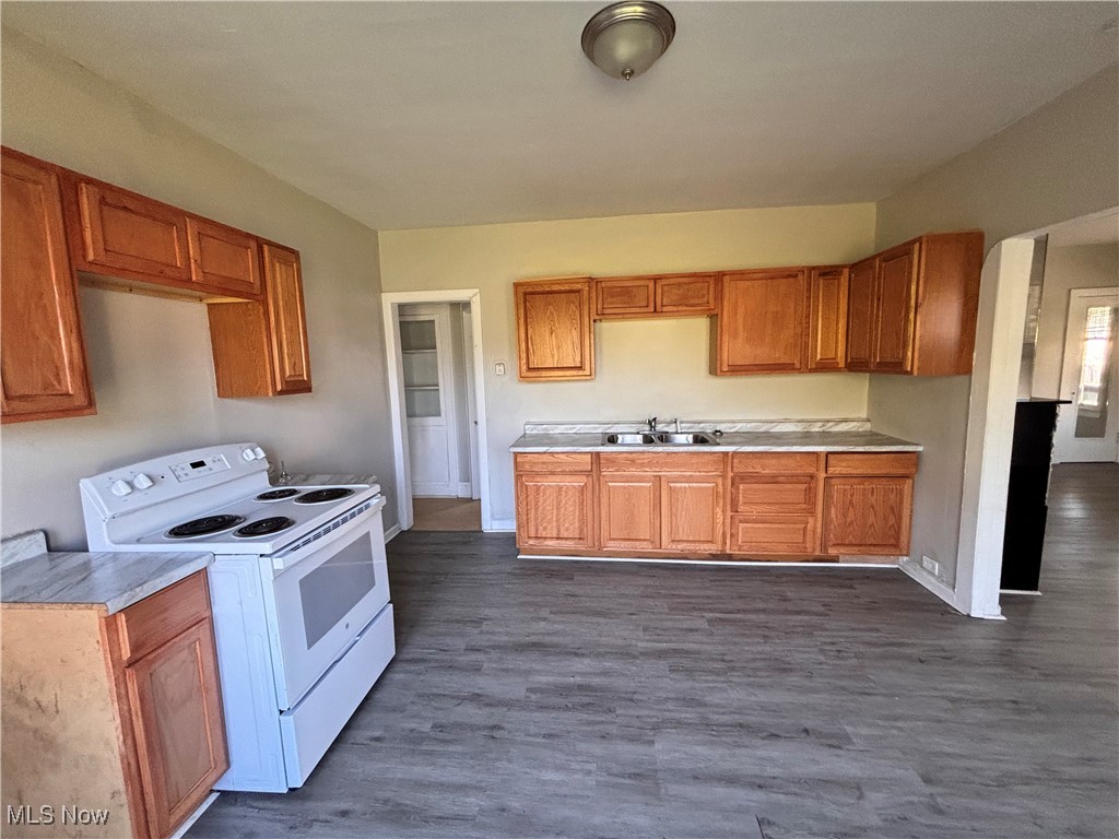 Maxwell-Cole Sub 1 - Residential Income