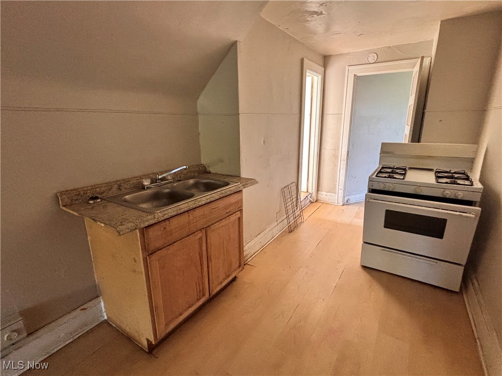 Maxwell-Cole Sub 1 - Residential Income