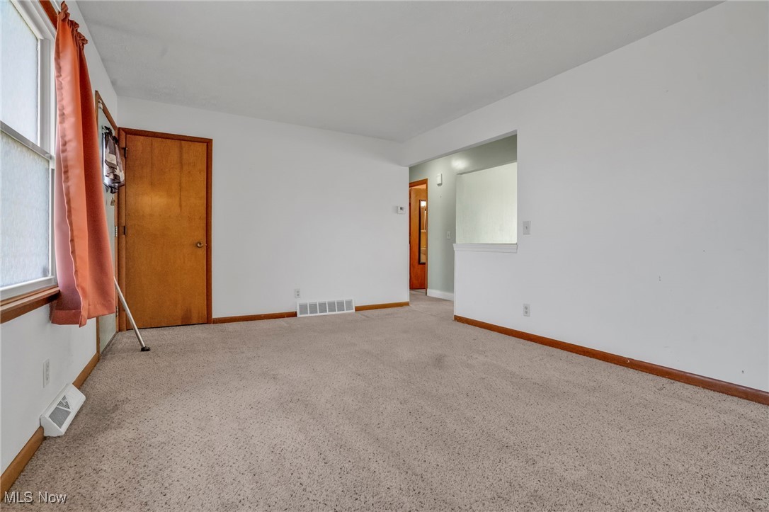 1406 Wade Avenue, Alliance, Ohio image 6
