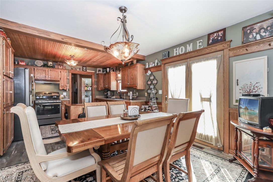 Hoffman-Wolf 03 - Residential