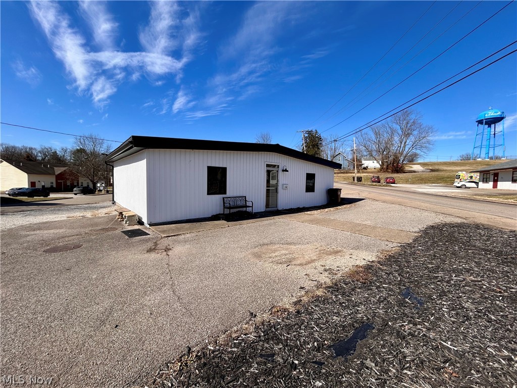 Photo 1 of 23 — 710 Lancaster Street, Marietta, OH 45750