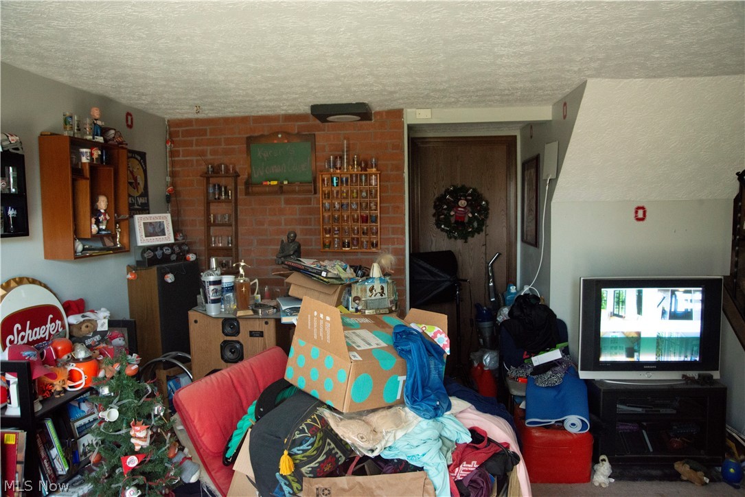 Daryngton Place Condo Ph 02 - Residential