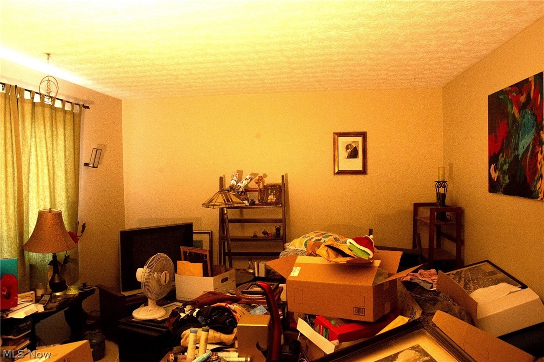 Daryngton Place Condo Ph 02 - Residential