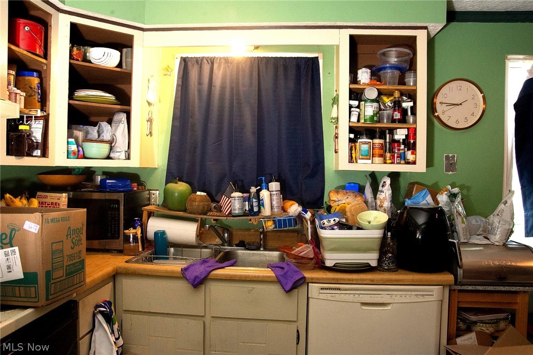 Daryngton Place Condo Ph 02 - Residential