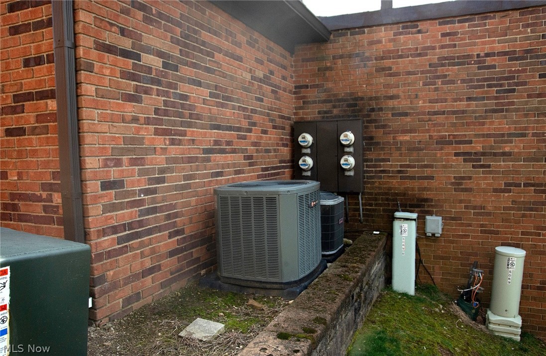 Daryngton Place Condo Ph 02 - Residential