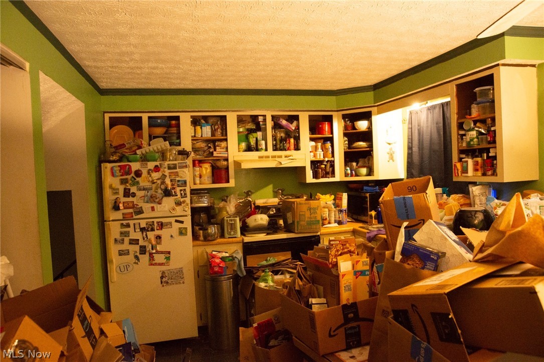 Daryngton Place Condo Ph 02 - Residential