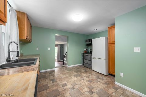 Tiny photo for 10716 Green Road, Wakeman, OH 44889 (MLS # 5202414)