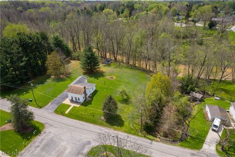 Tiny photo for 10716 Green Road, Wakeman, OH 44889 (MLS # 5202414)