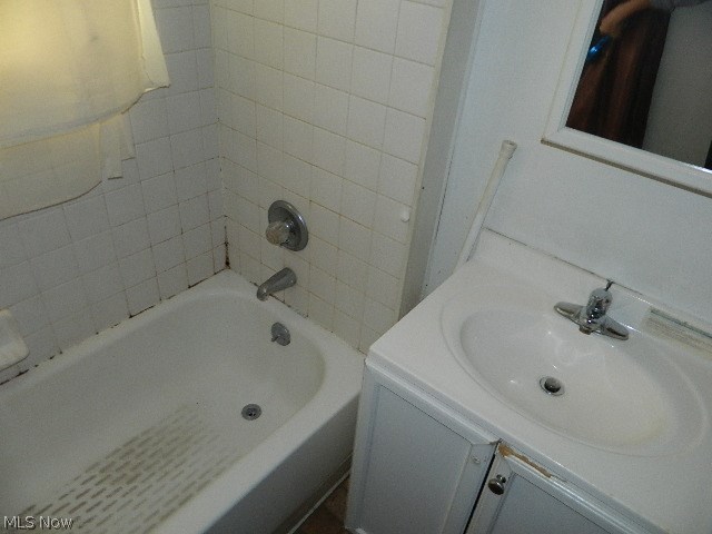 Parkhill Land & Allotment Cos - Residential Income