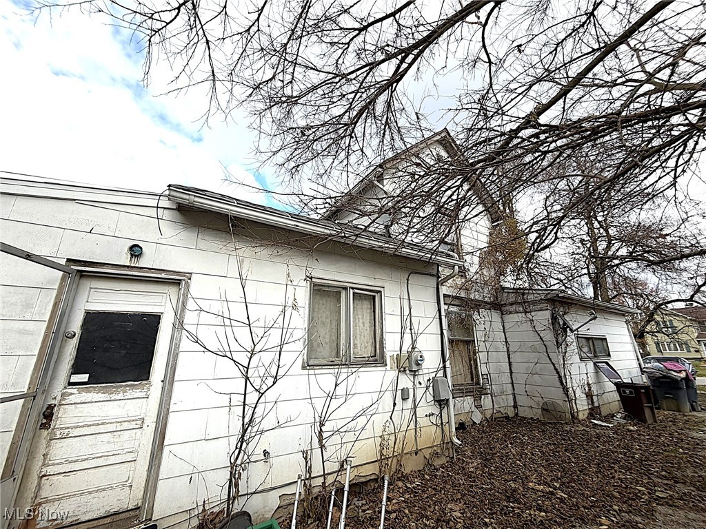 Dr E Ashtons Mapelwood Add - Residential