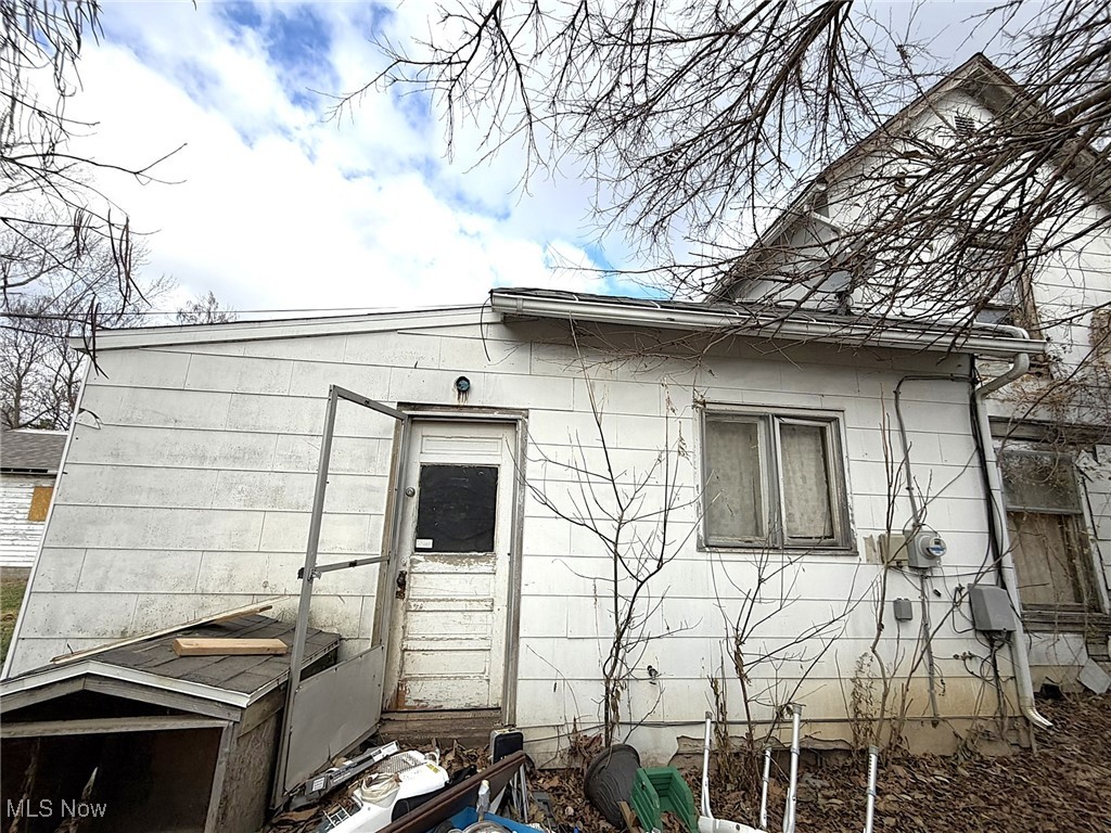 Dr E Ashtons Mapelwood Add - Residential