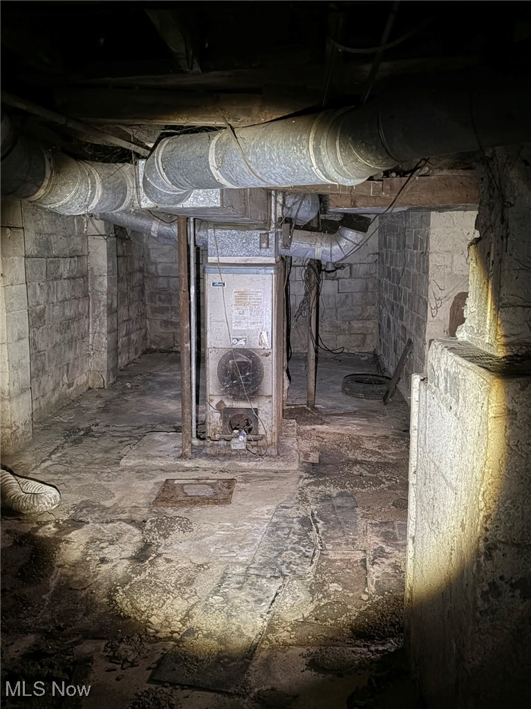 Dr E Ashtons Mapelwood Add - Residential