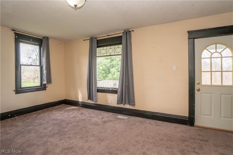 Tiny photo for 1033 Walnut Avenue, Alliance, OH 44601 (MLS # 5221931)