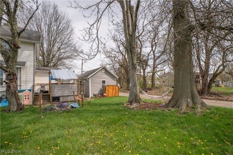 Tiny photo for 1033 Walnut Avenue, Alliance, OH 44601 (MLS # 5221931)