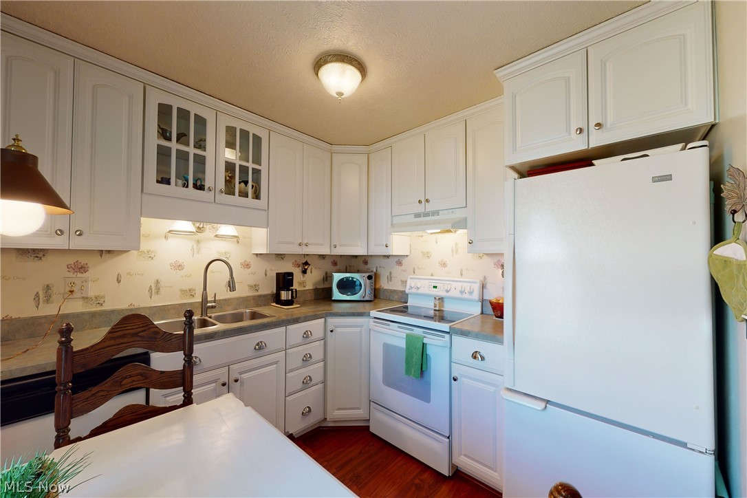 Western Reserve Condo 12a1 - Residential