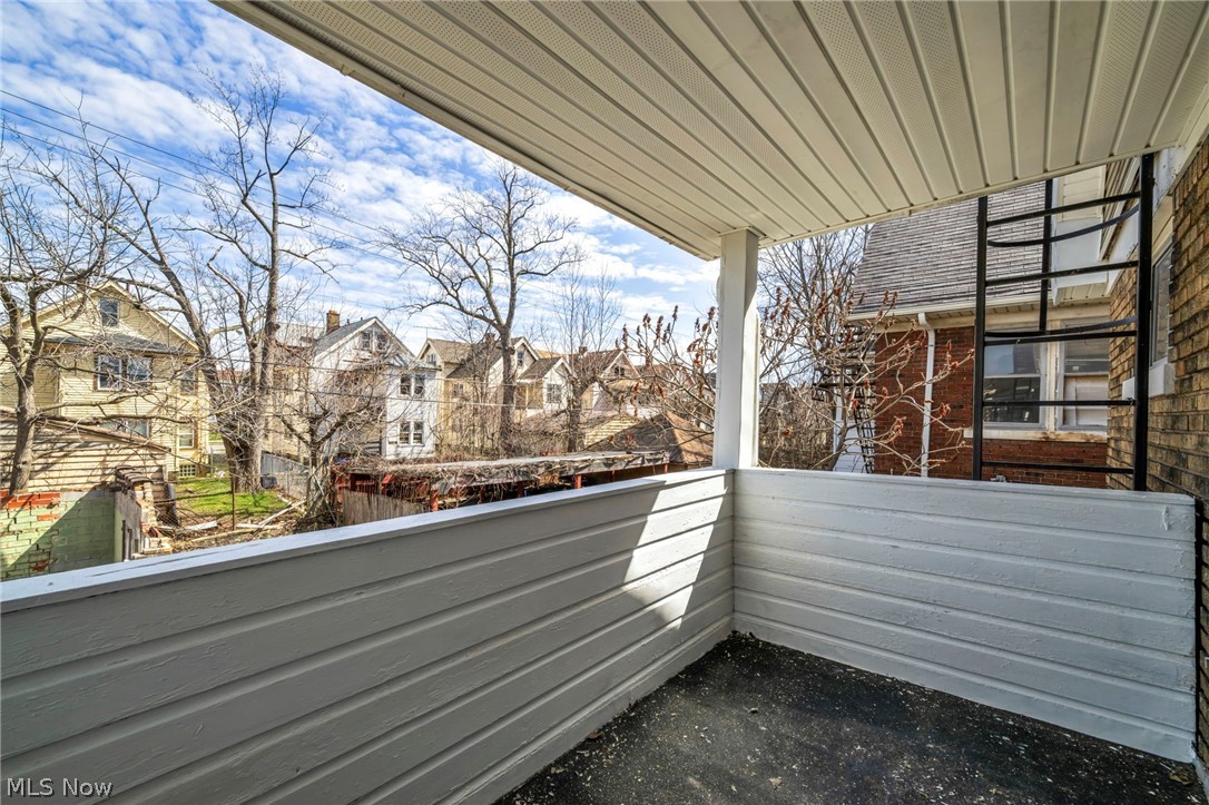 Adams Realty Co 04 - Residential Income