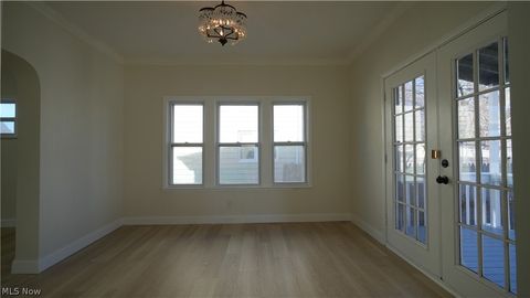 Tiny photo for 3043 W 111th Street, Cleveland, OH 44111 (MLS # 5190604)