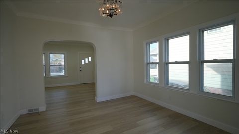 Tiny photo for 3043 W 111th Street, Cleveland, OH 44111 (MLS # 5190604)