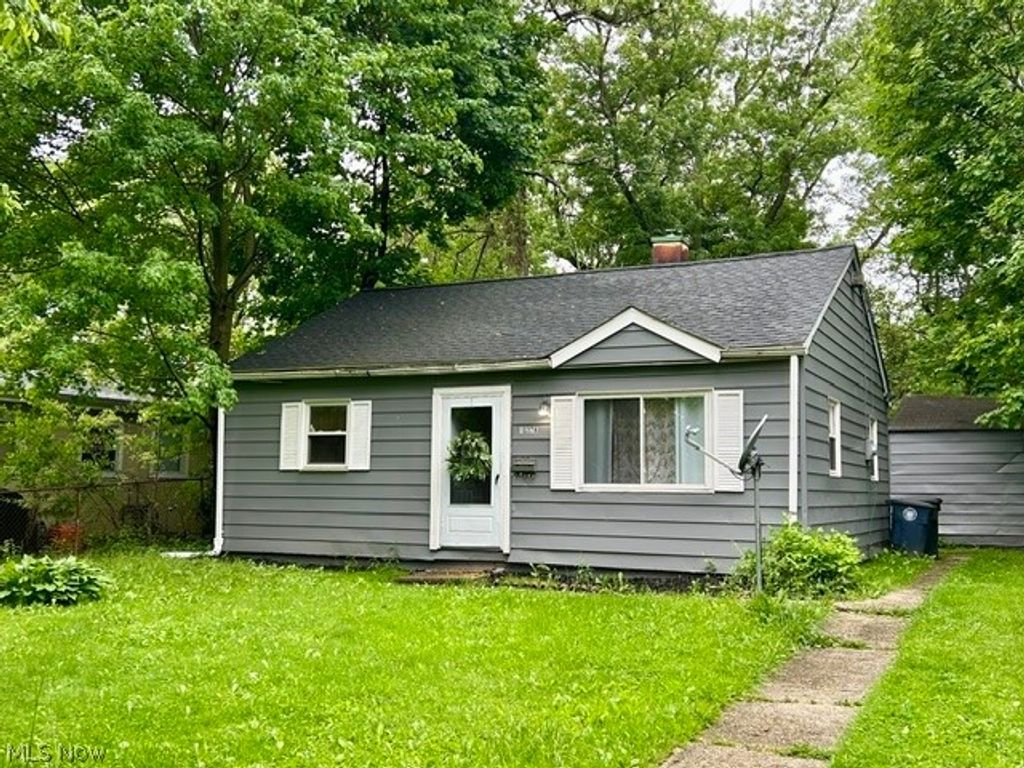 Photo of 1276 Frederick Boulevard, Akron, OH 44320 (MLS # 5212160)