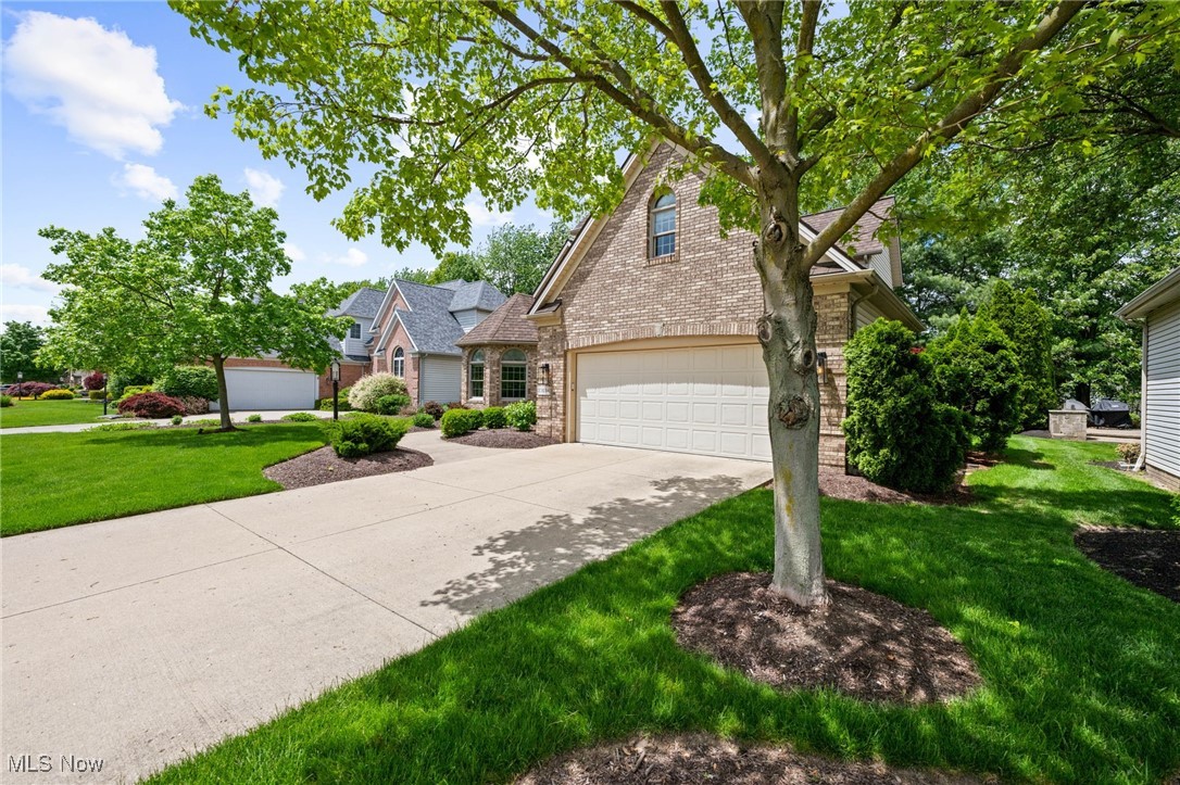 33654 Saint Francis Drive, Avon, Ohio image 3