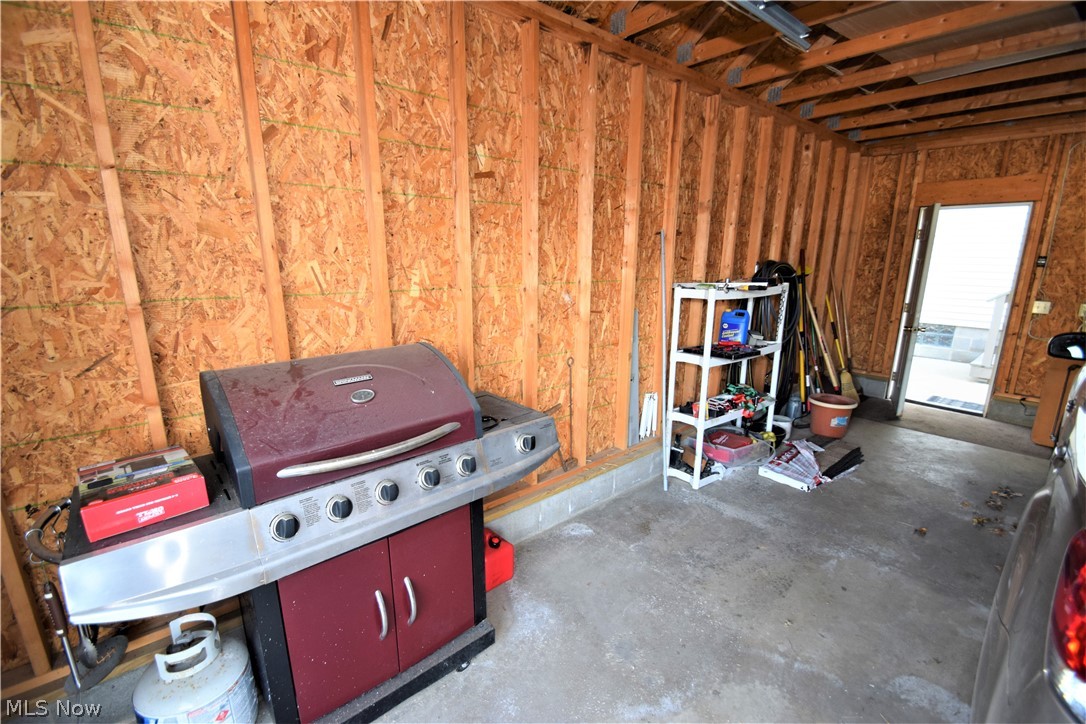 Woods Condos - Residential