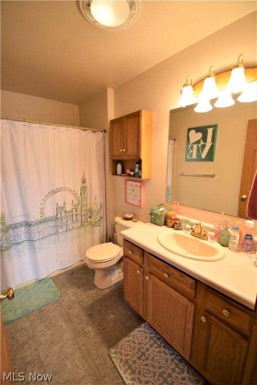 Woods Condos - Residential