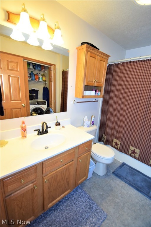 Woods Condos - Residential