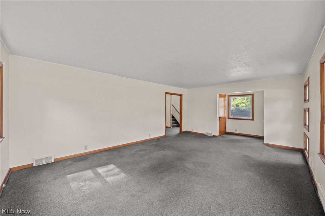 205 Center Road