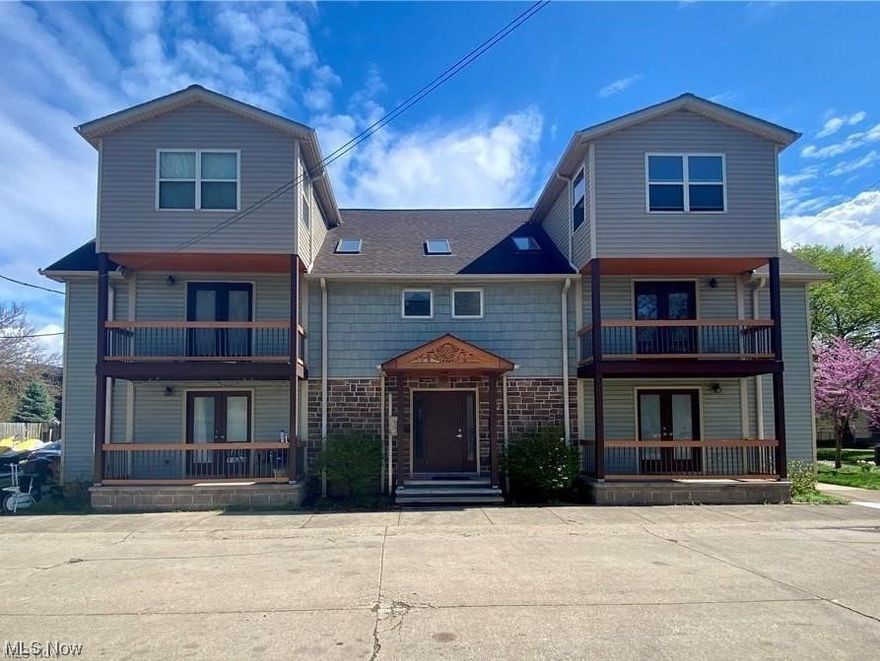 NOT a true Studio! Huge beautiful studio apartment with a newly upgraded kitchen with new fridge. Brand new A/C. Deck off of main living area, large bathroom and walk-in closet, Coin washer and dryer in building. The hearts of Tremont on the TOWPATH. One mile from the Westside Market, one mile from Progressive Field, and The Q. Quiet neighborhood but close to everything. Just steps from all the best that Tremont has to offer, restaurants, parks, galleries, shops, and more. Owner pay for water, sewer, and trash. NO Dogs. Only 4 units in building.  Unit available for occupancy July 1.