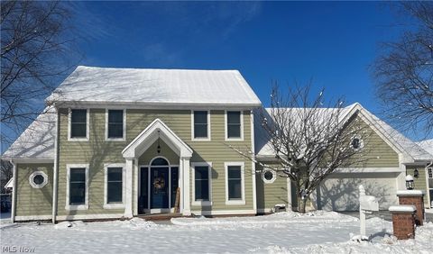 Photo of 209 Plantation Drive Dr, Mineral Wells, WV 26150 (MLS # 5186508)