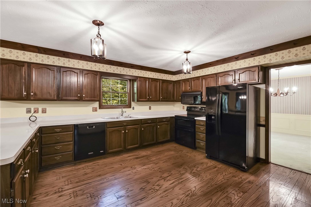 9707 Huntington Park Drive, Strongsville, Ohio image 13