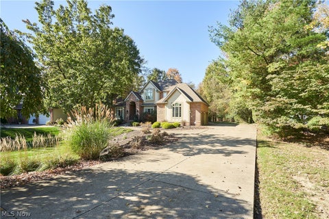 Tiny photo for 718 White Tail Ridge Drive, Fairlawn, OH 44333 (MLS # 5254956)