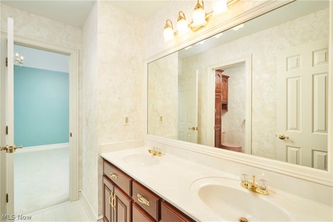 Tiny photo for 718 White Tail Ridge Drive, Fairlawn, OH 44333 (MLS # 5254956)